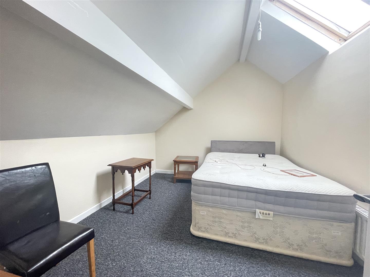 4 bedroom flat To Let in Barnoldswick - Bedroom Three
